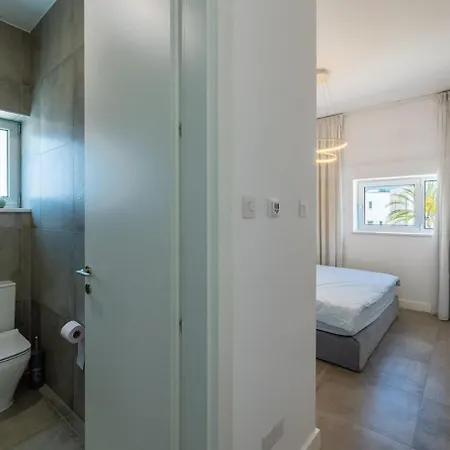 Coral Bay Villa *